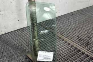 Custode arriere droit (porte) RENAULT CLIO 3