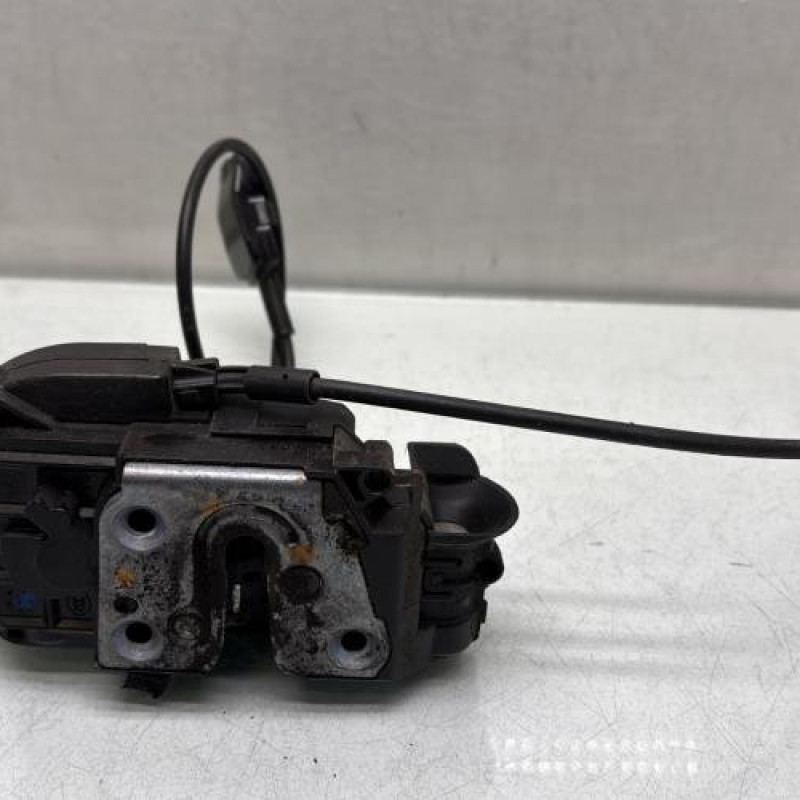 Serrure avant gauche RENAULT CLIO 3 Photo n°1