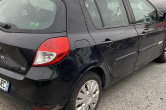 Serrure avant gauche RENAULT CLIO 3