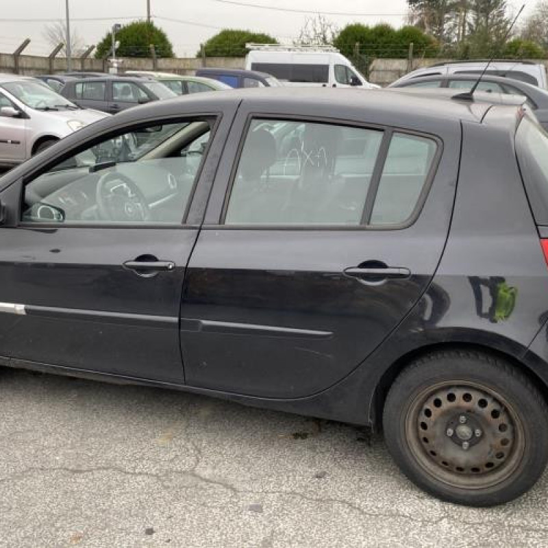 Serrure avant gauche RENAULT CLIO 3 Photo n°10