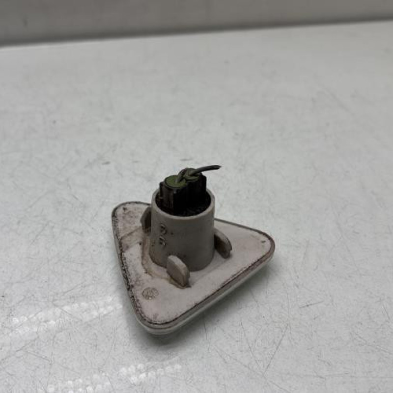 Repetiteur clignotant avant gauche (Feux) RENAULT KANGOO 2 Photo n°3