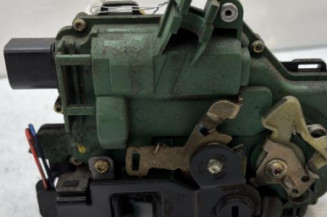 Serrure arriere droit VOLKSWAGEN GOLF 4
