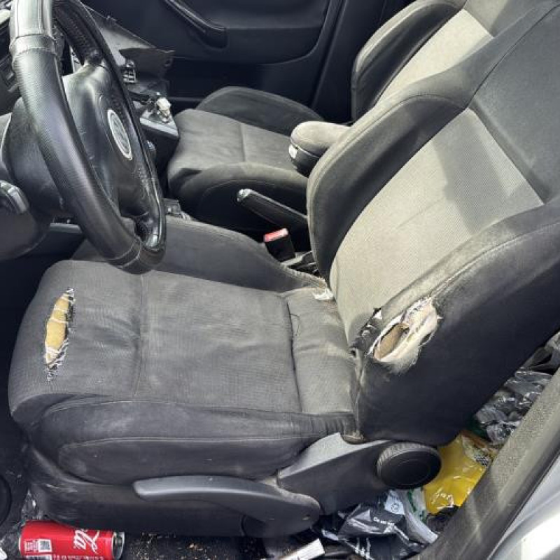 Serrure arriere droit VOLKSWAGEN GOLF 4 Photo n°16