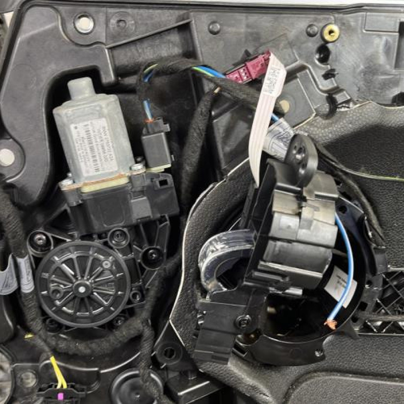 Leve vitre electrique avant droit MINI MINI 2 R56 Photo n°3