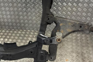 Berceau avant OPEL ZAFIRA B