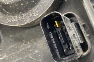 Optique avant principal gauche (feux)(phare) PEUGEOT 2008 1