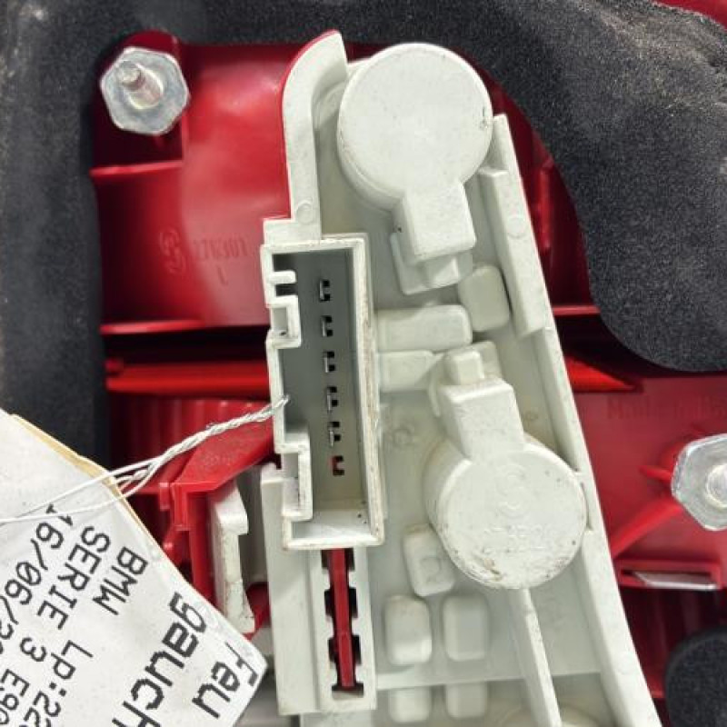 Feu arriere principal gauche (feux) BMW SERIE 3 E90 Photo n°3