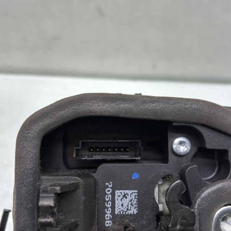 Serrure avant droit BMW SERIE 3 E90 Photo n°4