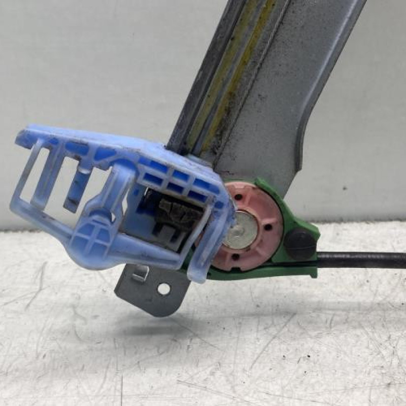 Leve vitre electrique avant gauche CITROEN C2 Photo n°9