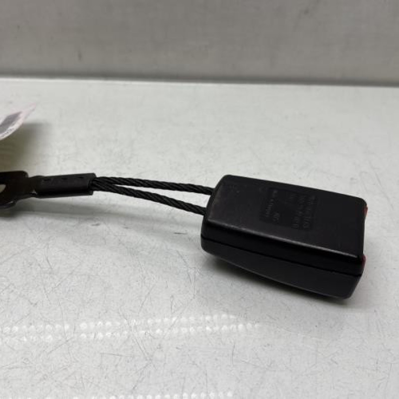 Attache ceinture avant droit VOLKSWAGEN CRAFTER 1 Photo n°3