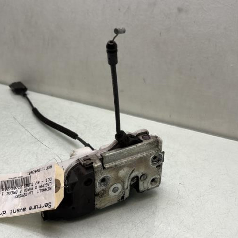 Serrure avant droit RENAULT LAGUNA 2 Photo n°1