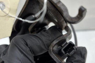 Attache ceinture arriere gauche RENAULT MEGANE 3