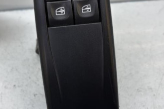 Interrupteur de leve vitre avant gauche RENAULT MEGANE 3