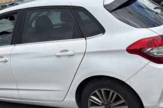 Anti brouillard gauche (feux) CITROEN C4 2