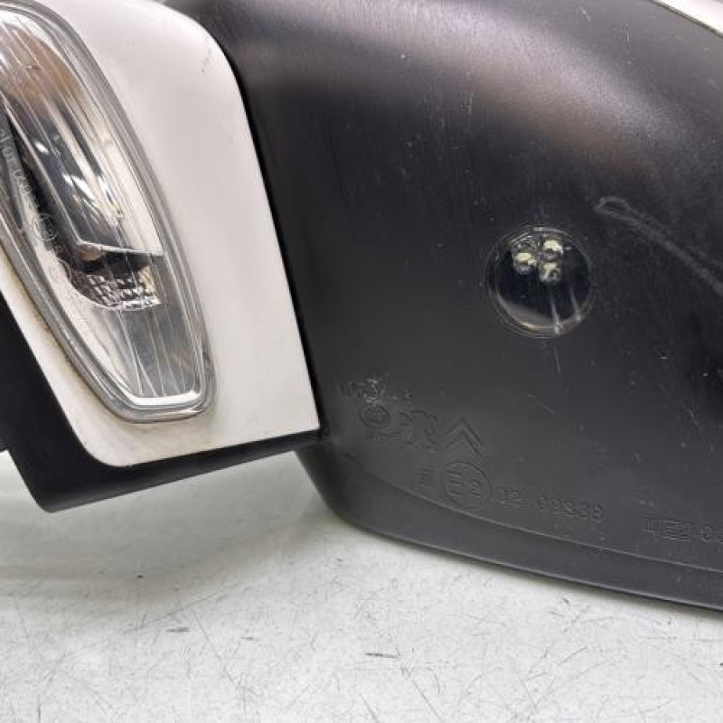 Retroviseur gauche CITROEN C4 2 Photo n°9