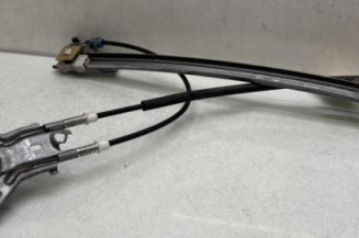 Leve vitre mecanique avant gauche PEUGEOT 106 Photo n°1