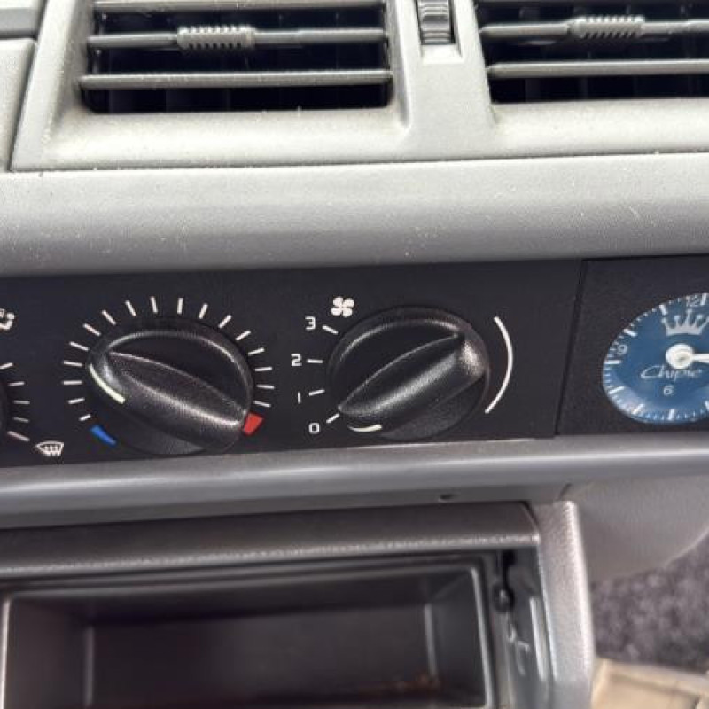 Pivot de moyeu avant gauche RENAULT CLIO 1 Photo n°19