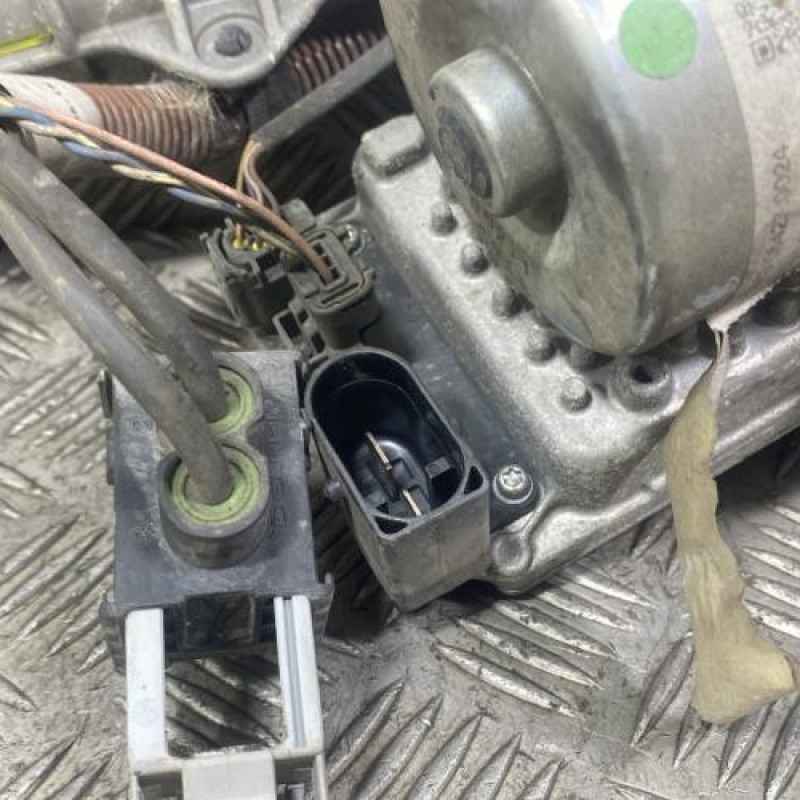 Cremaillere assistee PEUGEOT 207 Photo n°4