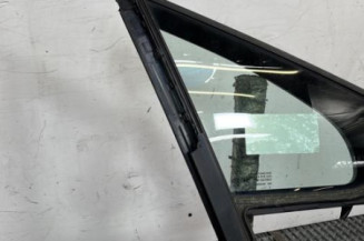 Custode avant droit (porte) PEUGEOT 208 1