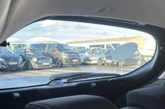 Custode avant droit (porte) PEUGEOT 208 1