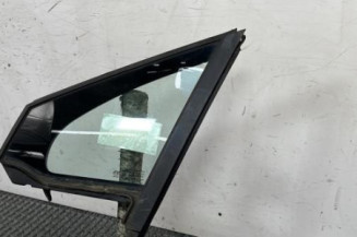 Custode avant gauche (porte) PEUGEOT 208 1