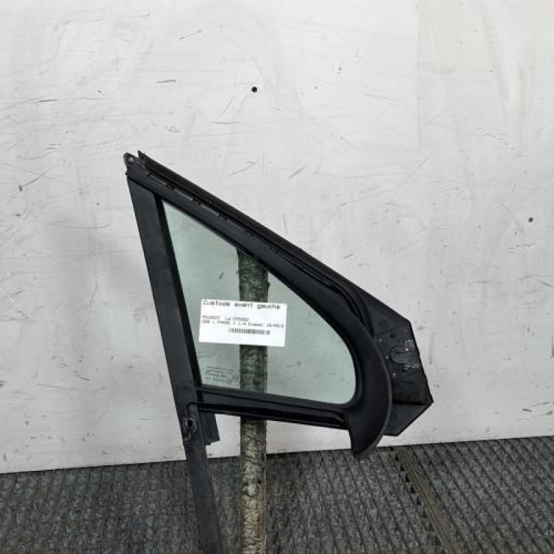 Custode avant gauche (porte) PEUGEOT 208 1 Photo n°4