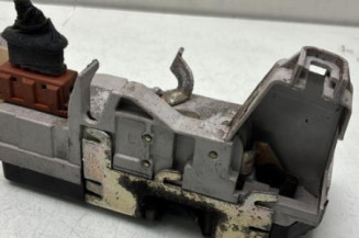 Serrure arriere gauche PEUGEOT 307