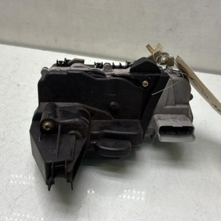 Serrure avant droit PEUGEOT 307