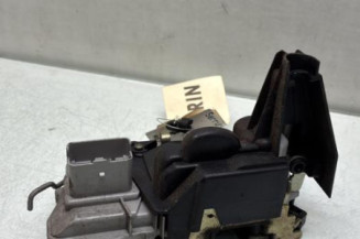 Serrure avant gauche PEUGEOT 307