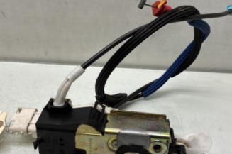 Serrure avant gauche PEUGEOT 407 Photo n°1