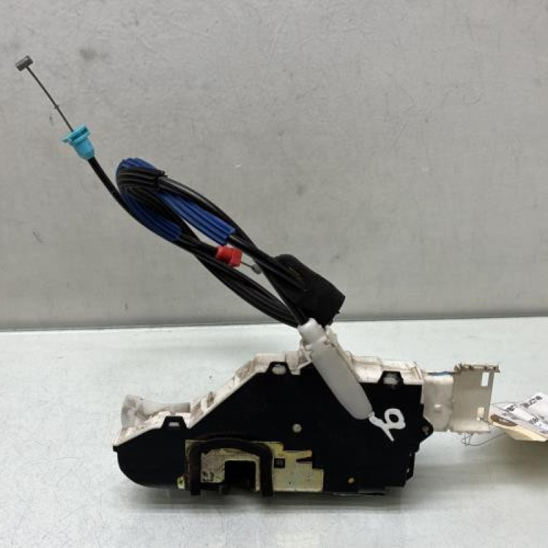 Serrure avant gauche PEUGEOT 407 Photo n°4