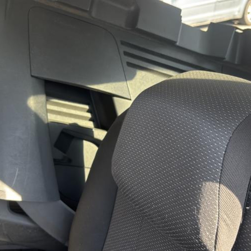 Serrure arriere droit PEUGEOT 5008 2 Photo n°17