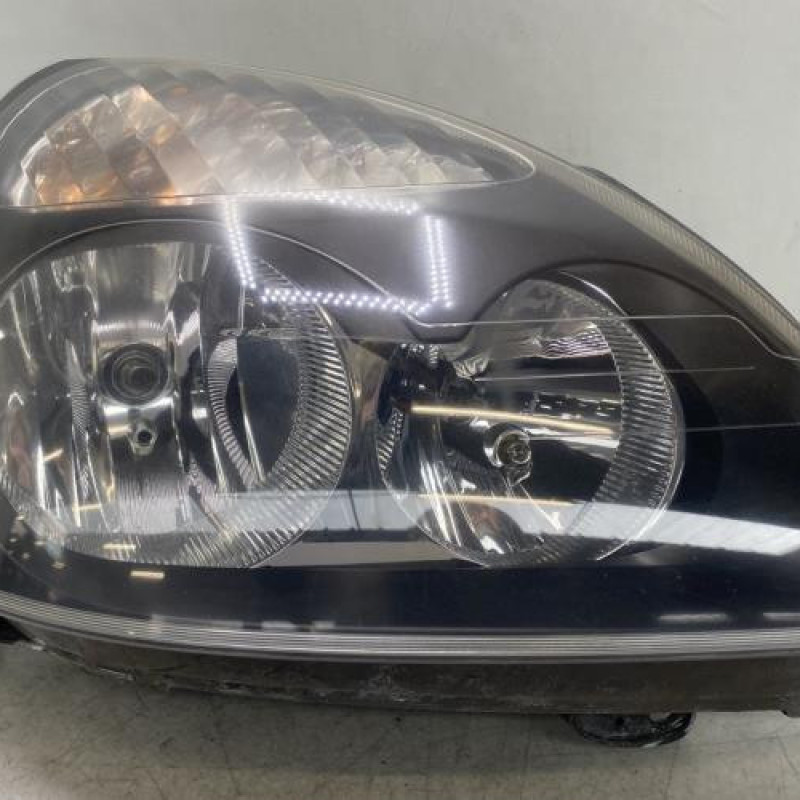 Optique avant principal droit (feux)(phare) RENAULT CLIO 2 Photo n°1