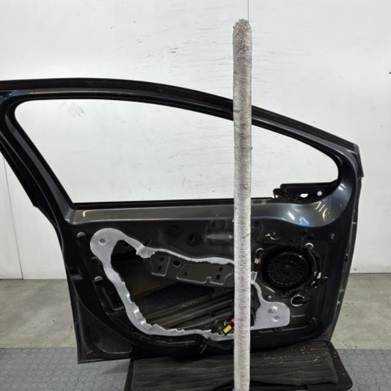 Porte avant gauche PEUGEOT 208 1 Photo n°4