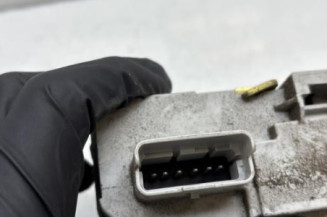 Serrure avant droit PEUGEOT 307