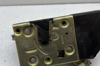 Serrure avant droit PEUGEOT 307