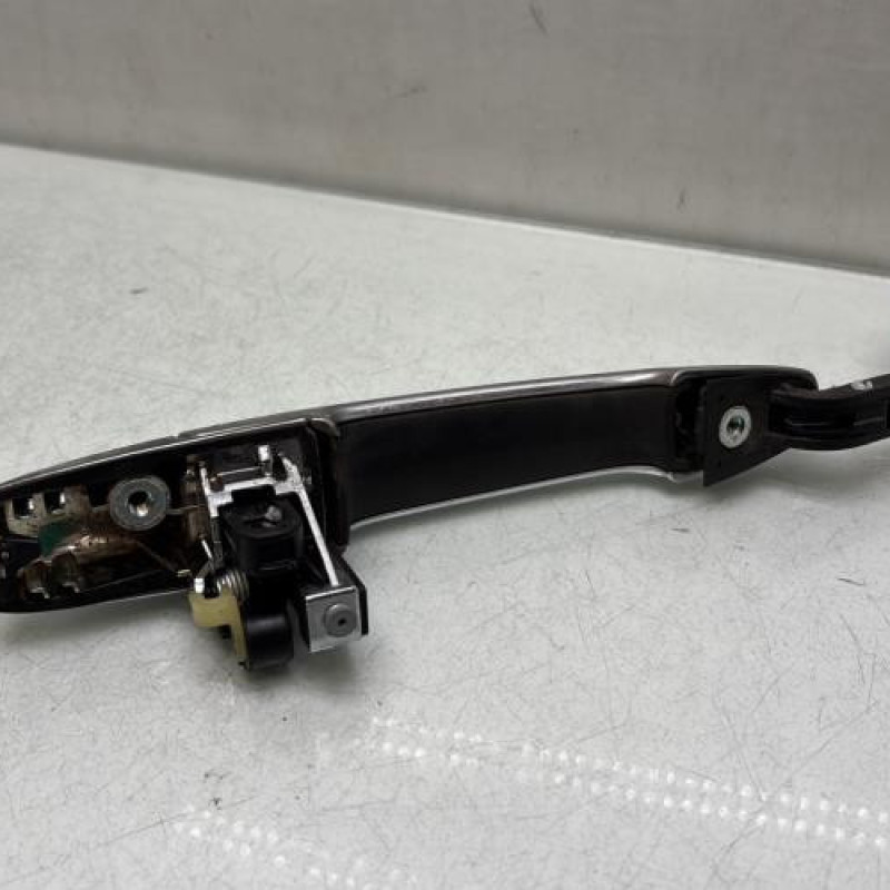 Poignee porte arriere droit SUZUKI BALENO 2 Photo n°3