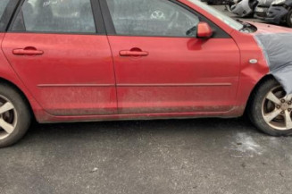 Vitre avant gauche MAZDA 3 1