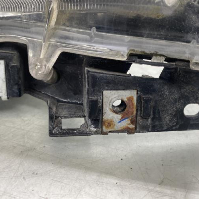 Optique avant principal droit (feux)(phare) MAZDA 5 1 Photo n°2