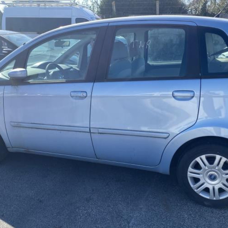 Serrure arriere gauche FIAT IDEA Photo n°10