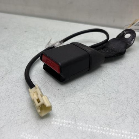 Attache ceinture arriere gauche SUZUKI BALENO 2 Photo n°1