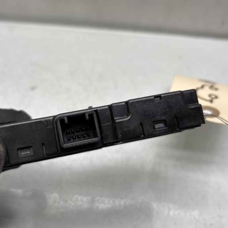 Bouton de warning SUZUKI BALENO 2 Photo n°3