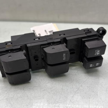 Interrupteur de leve vitre avant gauche SUZUKI BALENO 2 Photo n°1