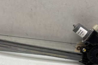 Leve vitre electrique arriere droit SUZUKI BALENO 2 Photo n°1