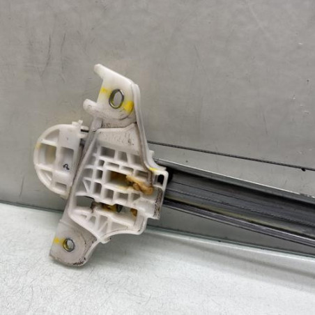 Leve vitre electrique arriere droit SUZUKI BALENO 2