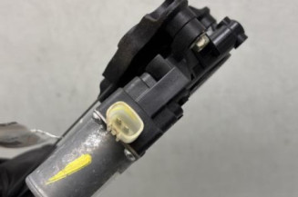 Leve vitre electrique arriere droit SUZUKI BALENO 2