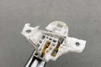 Leve vitre electrique arriere gauche SUZUKI BALENO 2