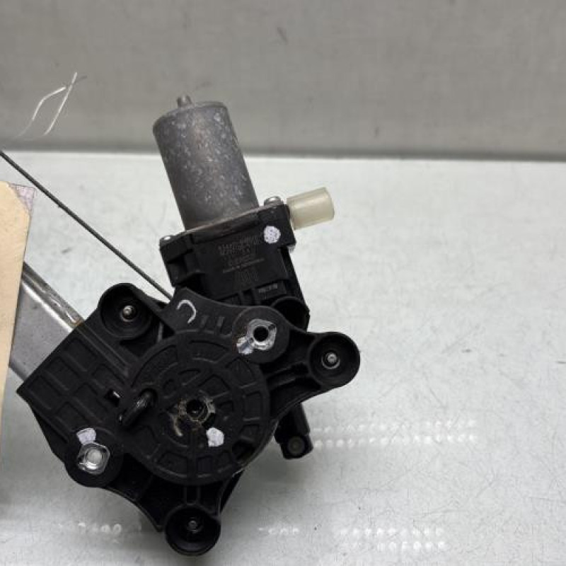 Leve vitre electrique arriere gauche SUZUKI BALENO 2 Photo n°3