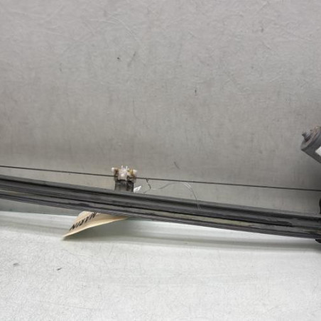 Leve vitre electrique avant droit SUZUKI BALENO 2 Photo n°1
