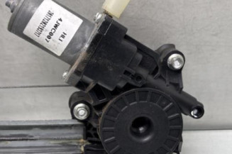 Leve vitre electrique avant droit SUZUKI BALENO 2